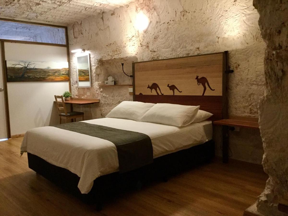 Dug Out B&B Apartments Coober Pedy Exterior foto