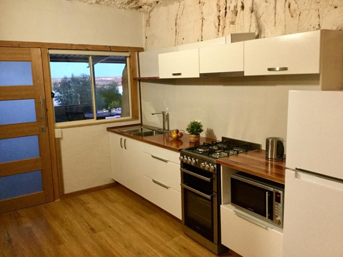 Dug Out B&B Apartments Coober Pedy Exterior foto