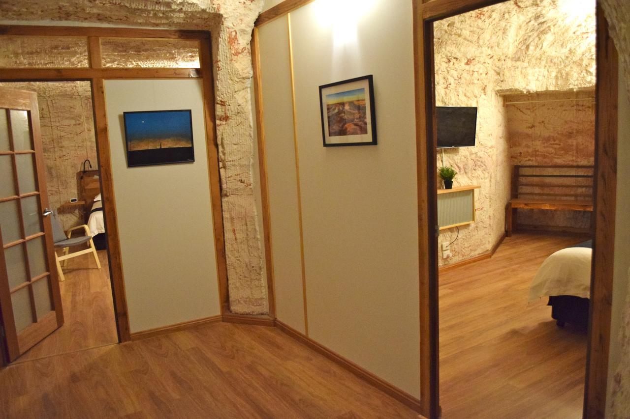 Dug Out B&B Apartments Coober Pedy Exterior foto