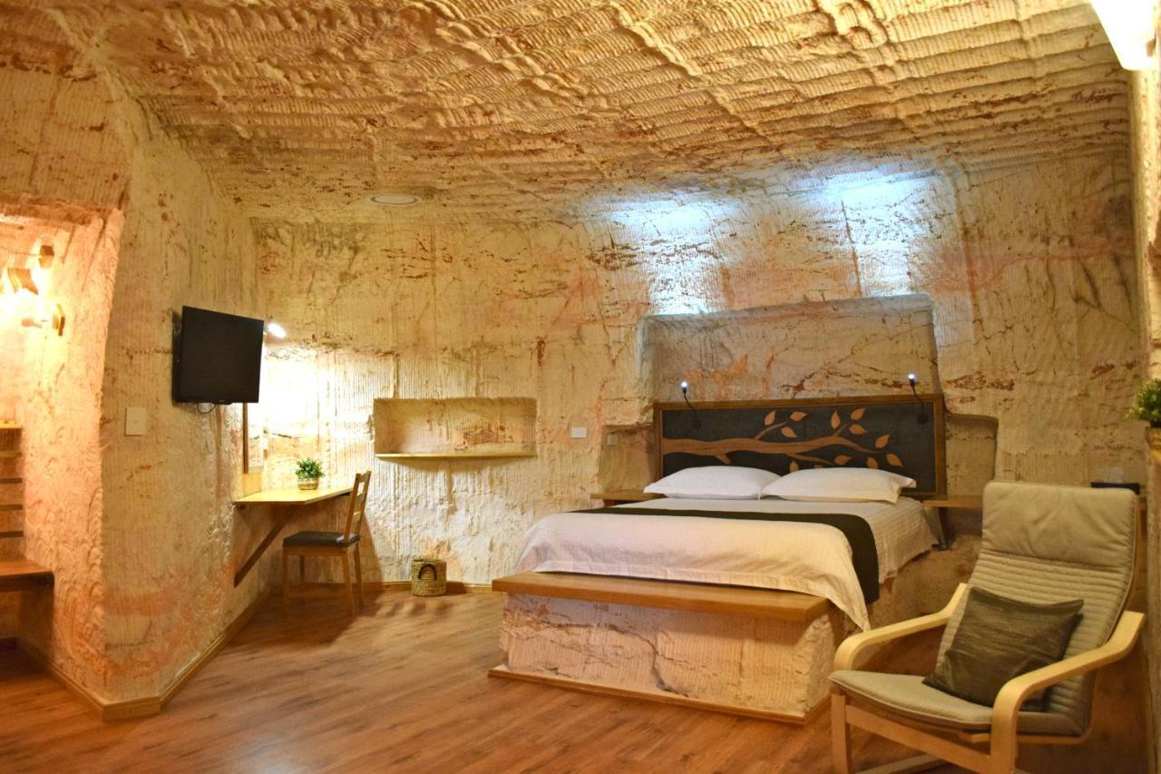 Dug Out B&B Apartments Coober Pedy Exterior foto