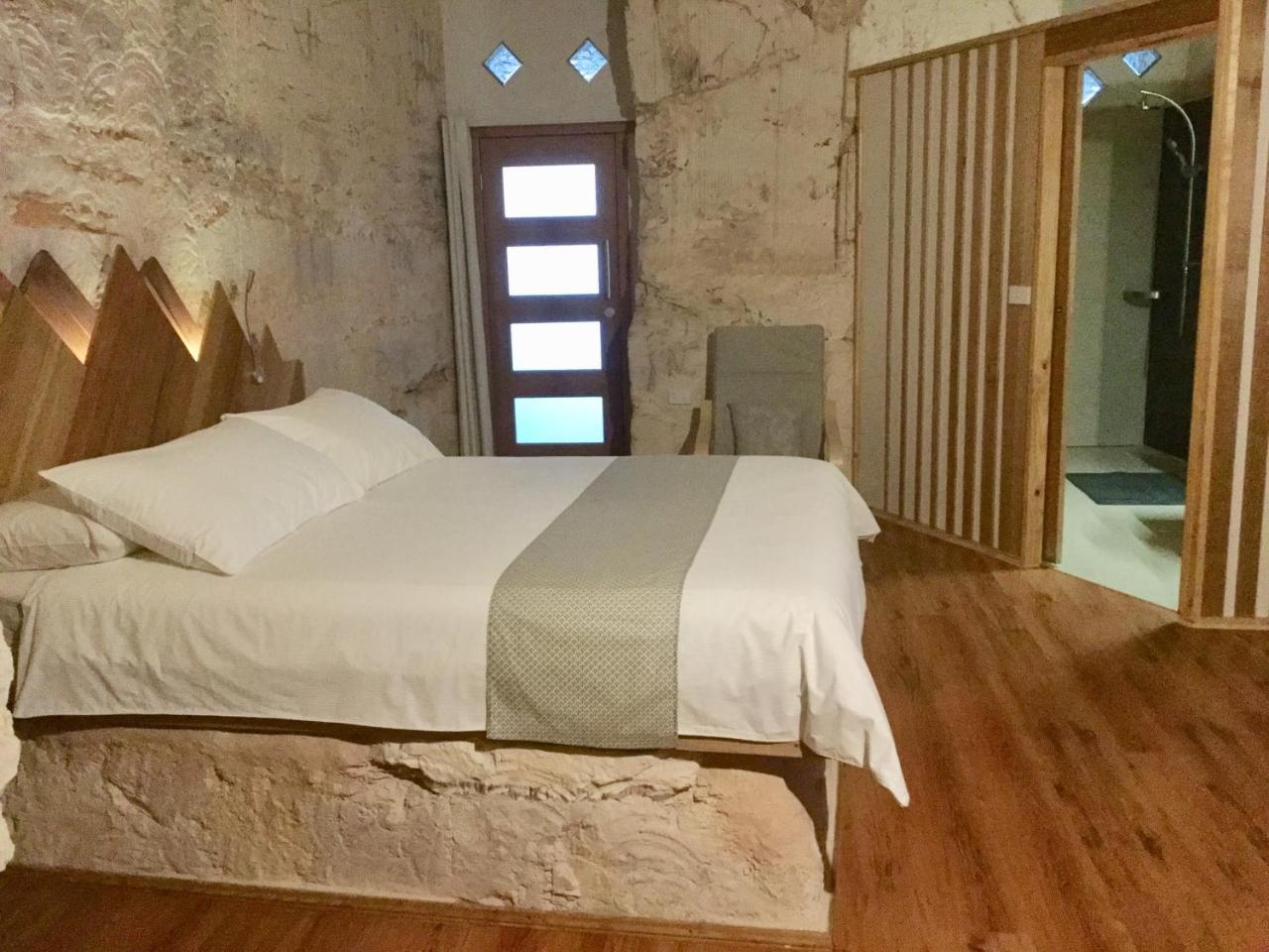 Dug Out B&B Apartments Coober Pedy Exterior foto